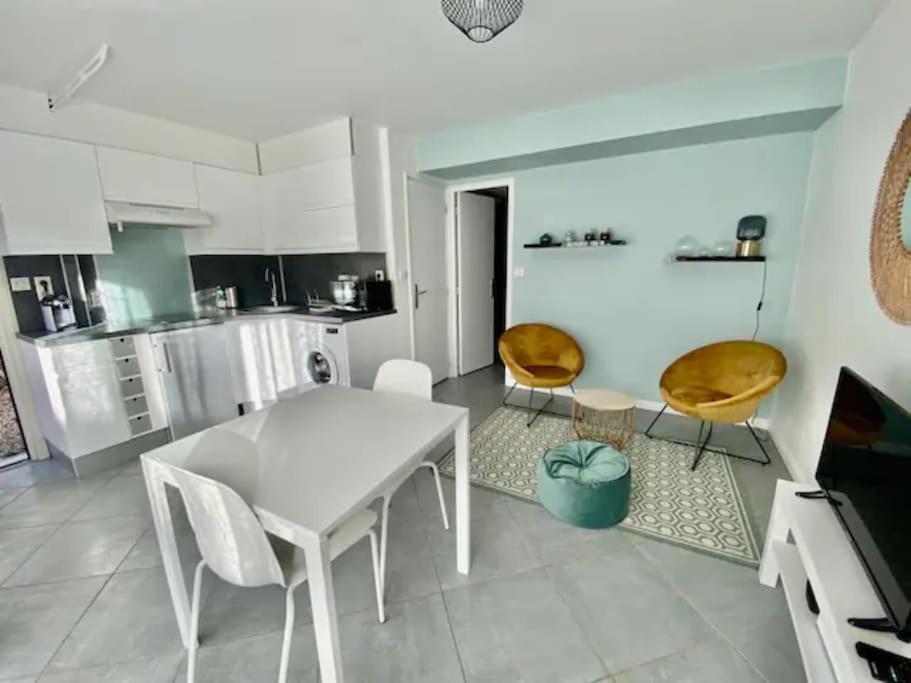 Appartamento Jean Paul 2 Au Coeur De Rouen , Gare "Menage & Linge Inclus" Esterno foto
