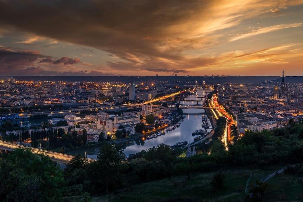 Appartamento Jean Paul 2 Au Coeur De Rouen , Gare "Menage & Linge Inclus" Esterno foto